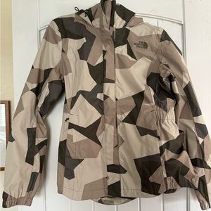 Northface Camo Raincoat, size medium